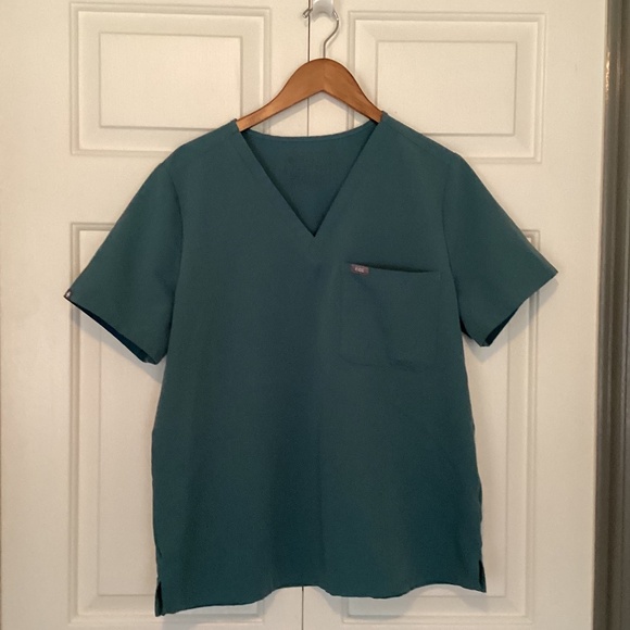 Figs Tops - Figs scrub top